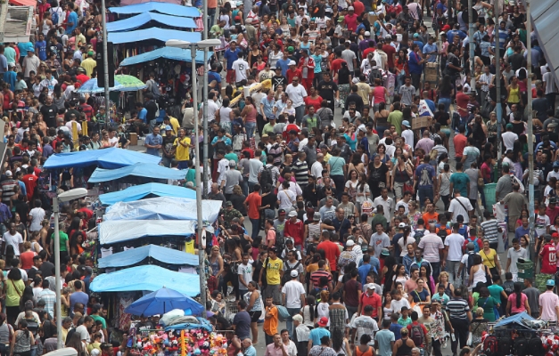 IBGE diz que Brasil já tem mais de 207 milhões de habitantes