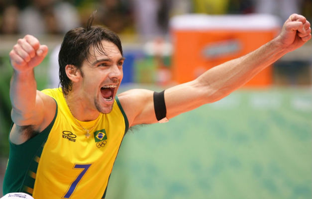 Ícone do vôlei brasileiro, Giba anuncia aposentadoria
