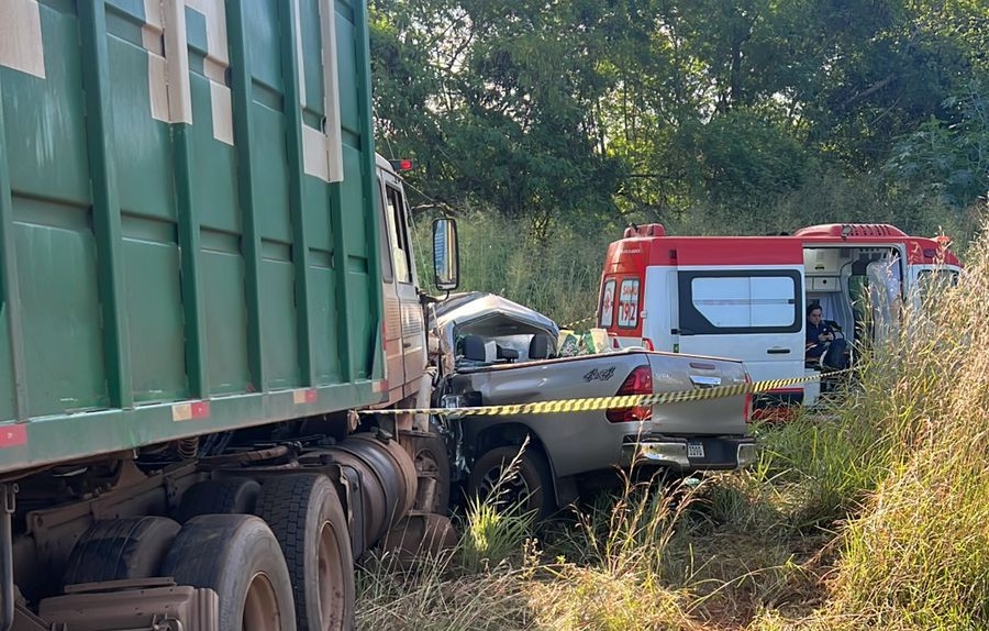Idosos morrem após caminhonete ser atingida por caminhão em Rialma