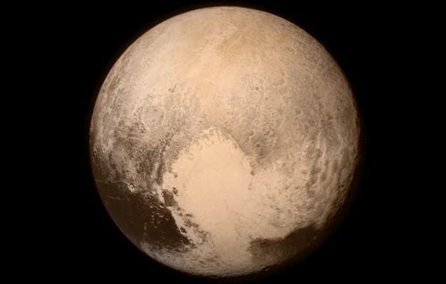 Imagens da Nasa mostram cadeia de montanhas em Plutão