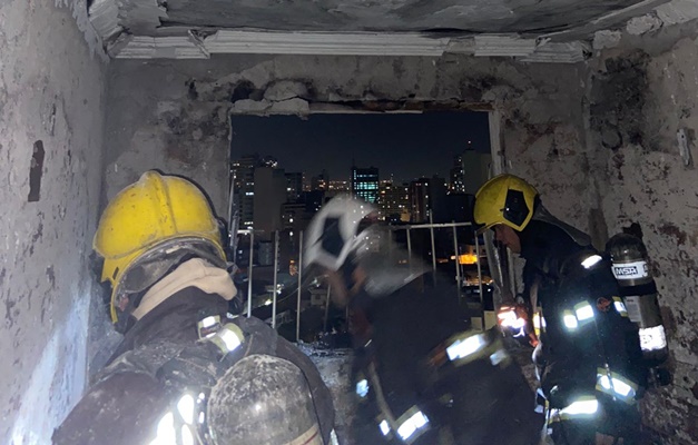 Incêndio destrói apartamento no Centro de Goiânia