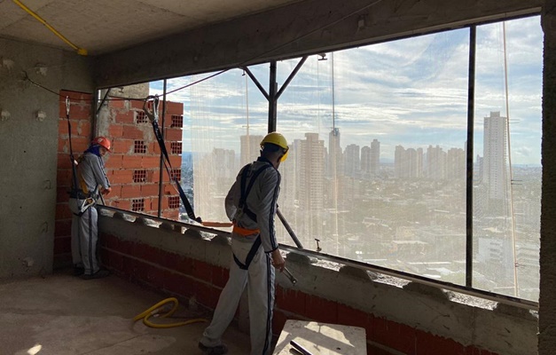 Incorporadora tem 15 vagas abertas para jovens aprendizes em Goiânia