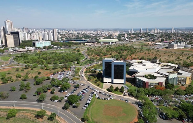 Independência: veja o que abre e fecha nas repartições públicas de Goiânia