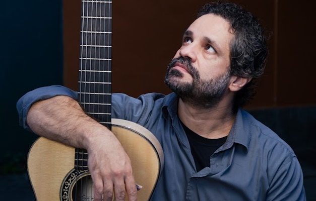 Indicado ao Grammy Latino, Rogério Caetano ministra oficina em Goiânia