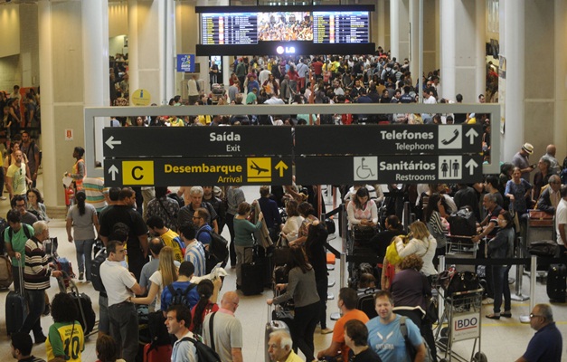 Infraero prevê 1,91 milhão de pessoas em aeroportos no feriado prolongado