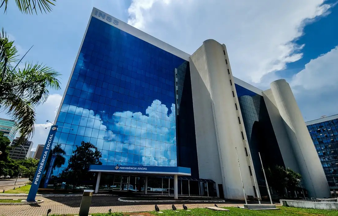 INSS promete devolver R$ 292 milhões a aposentados com descontos ilegais