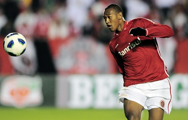 Inter e Cruzeiro negociam para trocar Fabrício por Marquinhos
