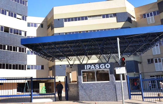 Ipasgo faz coleta de material em domicílio para testes da Covid-19  em Goiás