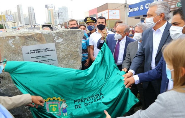 Iris entrega pelo menos 35 obras em dezembro