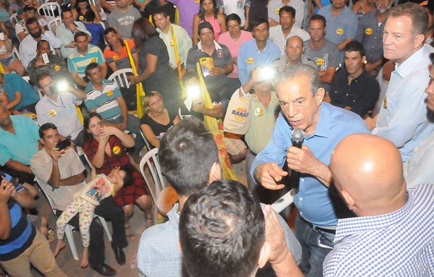 Iris promete implantação de parque no Jardim Nova Esperança