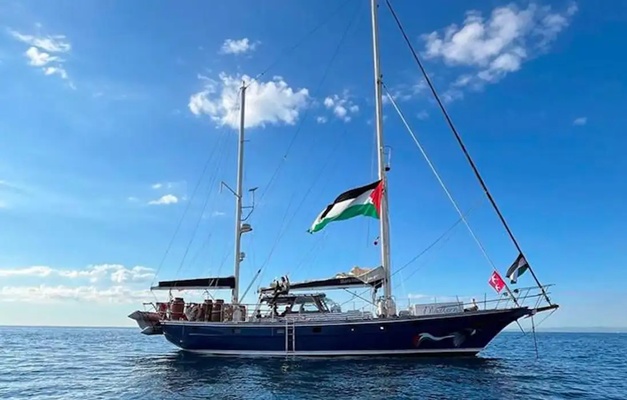 Israel diz que impedirá barco com ativistas de chegar a Gaza