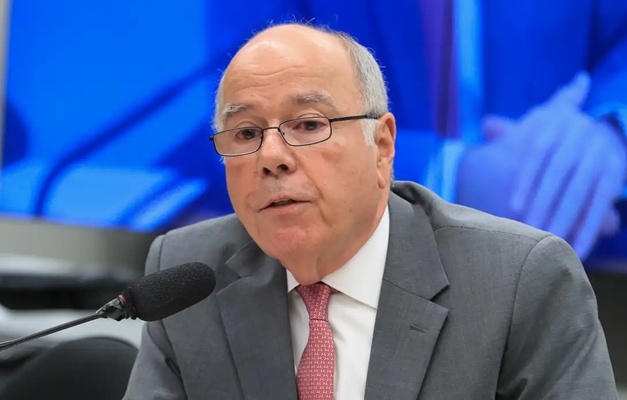 Itamaraty tenta retirada de políticos brasileiros via Jordânia