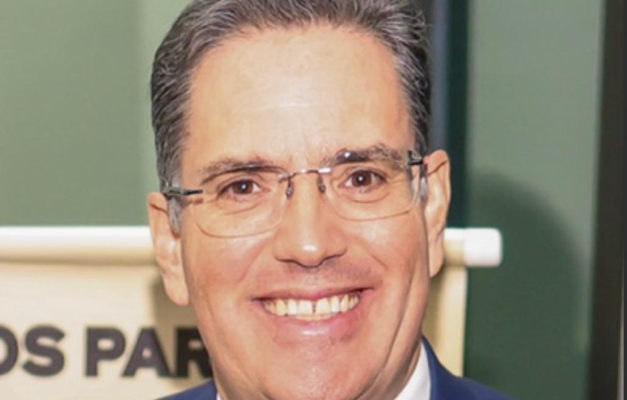 Jales Mendonça é eleito para a Academia Goiana de Letras