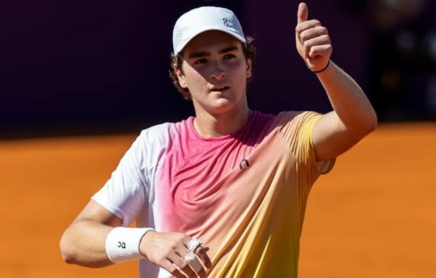 João Fonseca estreia contra o francês Alexander Muller, 58º do mundo, no Rio Open