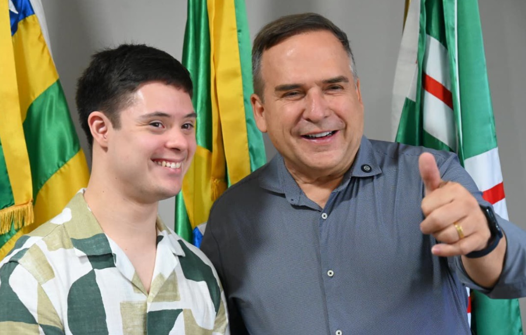 João Vitor de Paiva leva propostas de inclusão ao prefeito Sandro Mabel 
