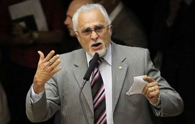 José Genoino fala em "boicote a empresas de judeus" e recebe críticas