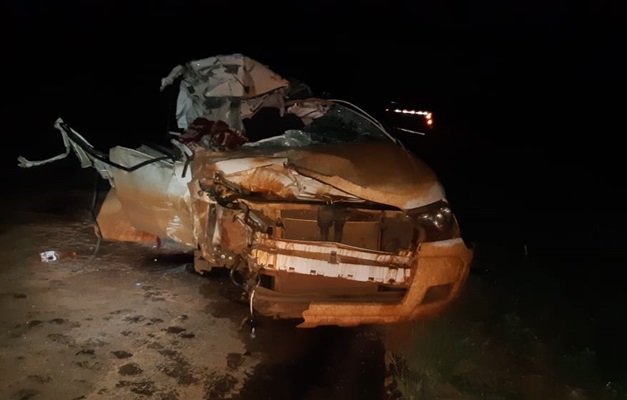 Jovem morre em acidente entre caminhonete e caminhão em Caiapônia