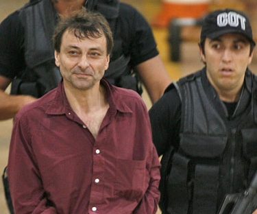 Justiça manda deportar ex-ativista Cesare Battisti
