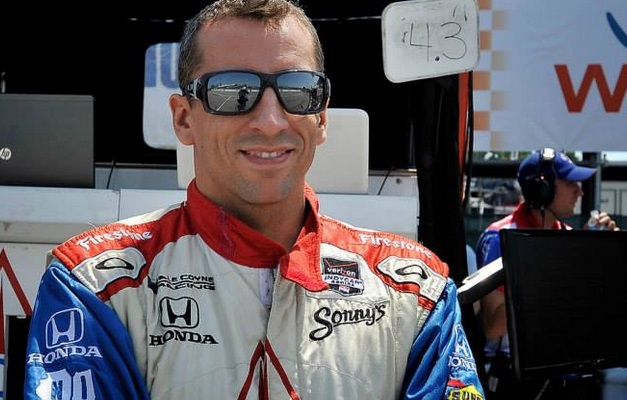 Justin Wilson não resiste aos ferimentos e morre após acidente na Indy