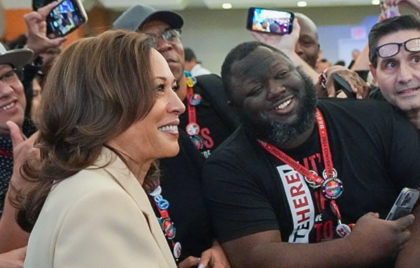 Kamala pede união ao Partido Democrata para derrotar Donald Trump