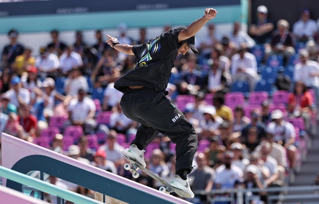 Kelvin Hoefler fica em 6º lugar no skate e Brasil fecha 3º dia sem medalha
