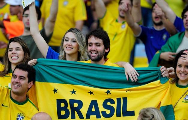 Brasil sobe 3 posições e divide 6º lugar com Argentina no ranking da Fifa