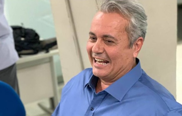 Laboratório nega que exame de prefeito de Iporá verifique vacina