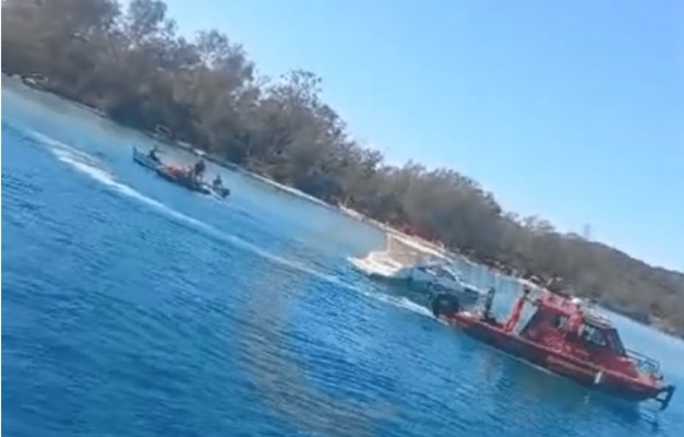 Lancha com turistas capixabas explode em Cabo Frio, no Rio de Janeiro