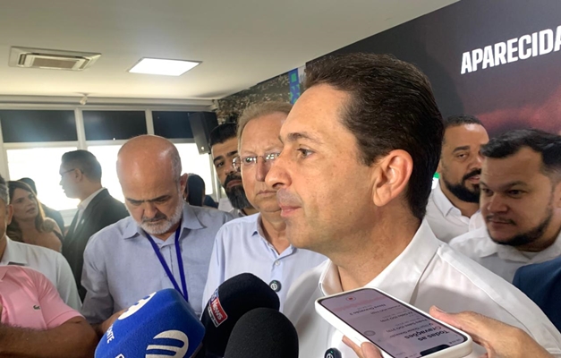 Leandro Vilela anuncia Isaías Saad como atração do Aviva Aparecida