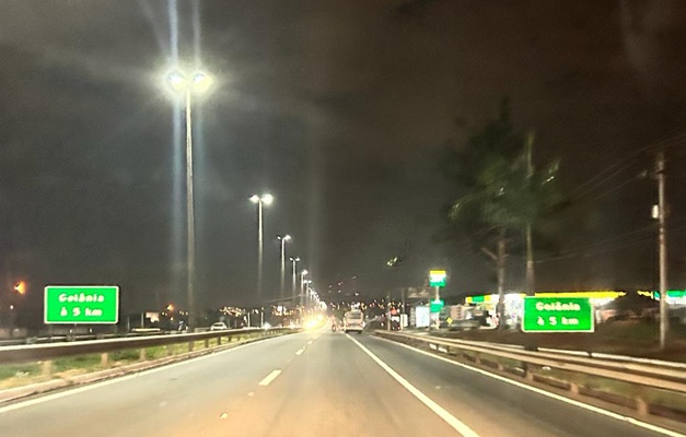 LED: Prefeitura moderniza iluminação do Residencial Eldorado, em Goiânia