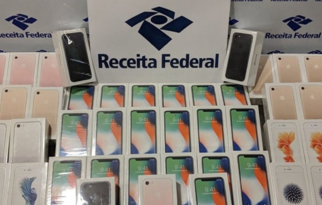 Leilão da Receita tem carro por R$ 800 e lote com iPhones por R$ 700