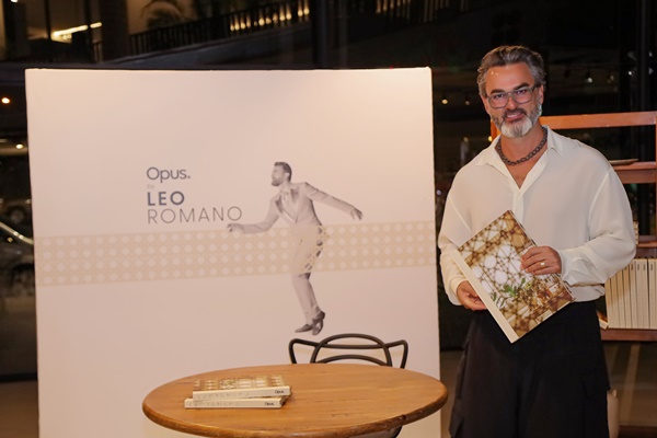 Leo Romano reúne convidados em Goiânia para lançamento de livro; veja fotos