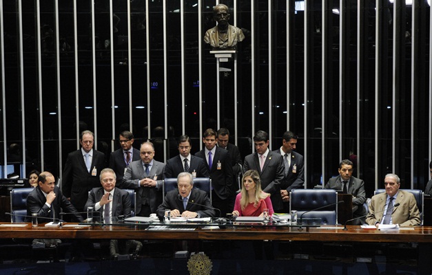 Lewandowski reabre sessão de julgamento do impeachment de Dilma Rousseff