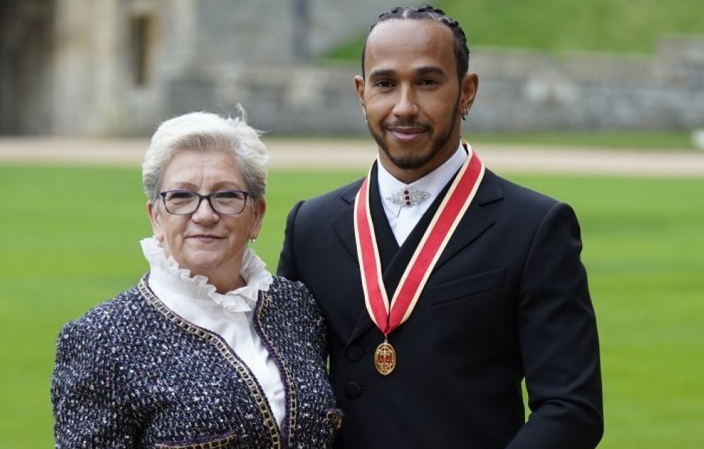 Lewis Hamilton vai virar Lewis Larbalestier: piloto vai levar nome da mãe à F-1