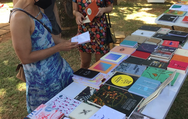 Livrarias realizam feira de publicações independentes em Goiânia no domingo  - @aredacao