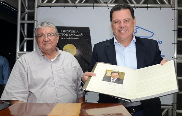Livro celebra os 60 anos dos esportes a motor em Goiás