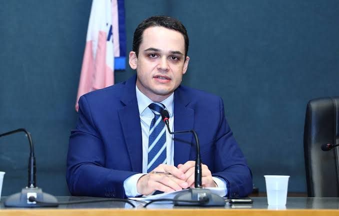 Lorenzo Pazolini é reeleito prefeito em Vitória 