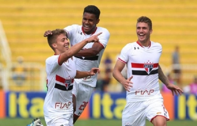 Lucas Fernandes faz de falta e reservas do São Paulo batem Botafogo