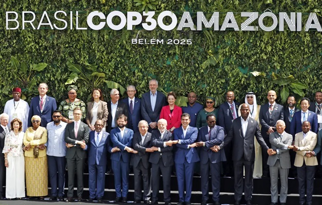 Lula defende lucro de petróleo para transição energética e uso do etanol como matriz limpa