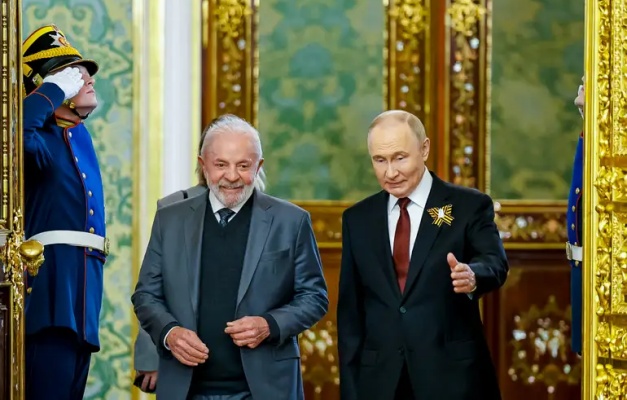 Lula e Putin discutem ampliar relações na área de energia