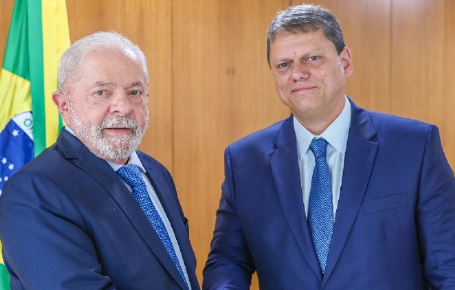 Lula e Tarcísio lideram corrida presidencial para 2026; Caiado soma 1,2%