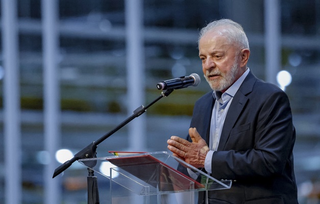 Lula sanciona Orçamento de 2025 com dois vetos