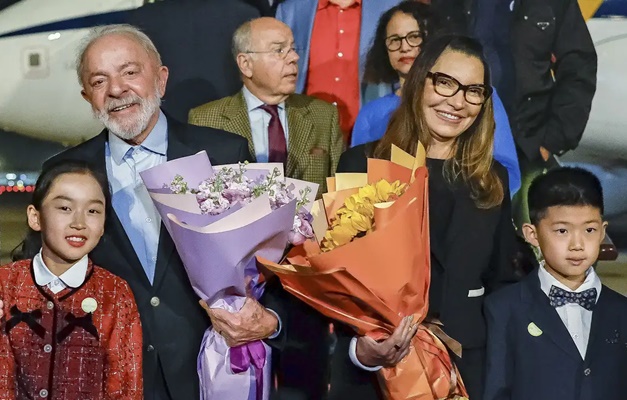 Lula se reúne com empresários chineses em Pequim
