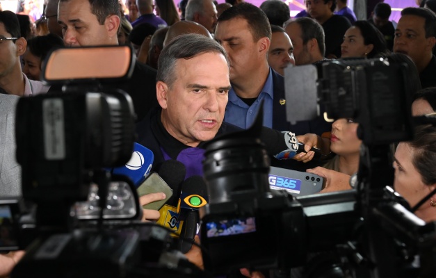 Mabel anuncia 10 novos leitos de UTI em Goiânia