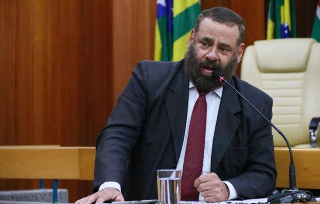 Mabel anuncia Paulo Magalhães como secretário de Assuntos Comunitários