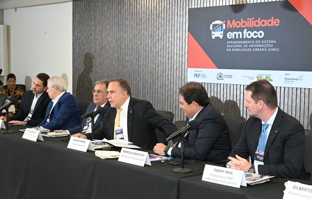 Mabel apresenta programa como modelo de modernização do transporte coletivo
