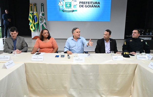 Mabel foca em segurança de Goiânia e anuncia parceria com forças policiais 