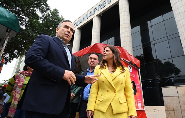 Mabel homenageia aposentados e promete ampliar estrutura do GoiâniaPrev