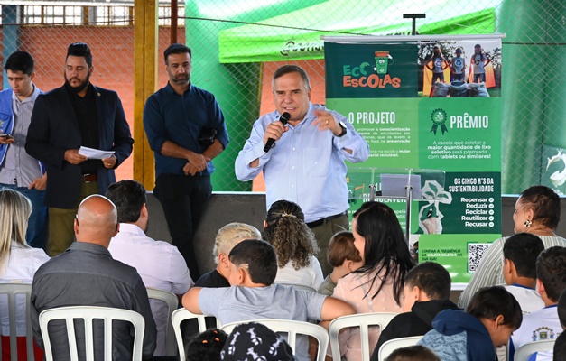 Mabel lança projeto que incentiva reciclagem na rede de ensino municipal