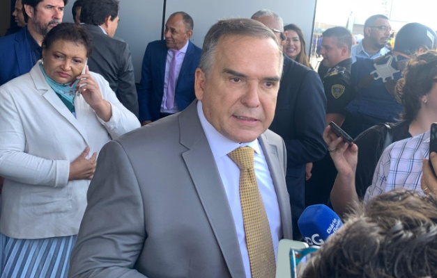 Mabel quer Goiânia sem fios soltos em até 2 anos: "Vou tomar providências"